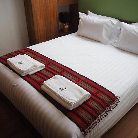 Ferienwohnung Boonnark Bed Night Bazaar No Car Parking Chiang Mai Exterior foto