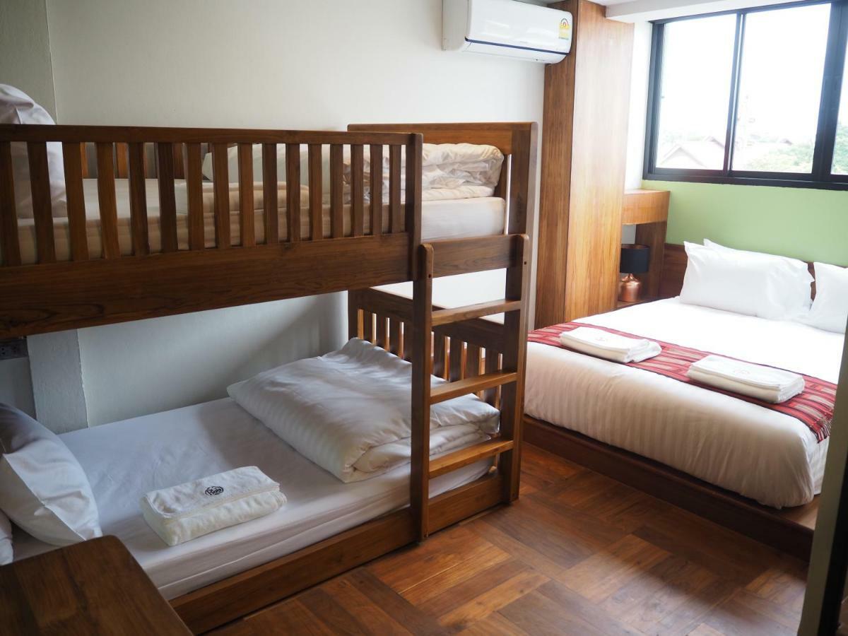 Ferienwohnung Boonnark Bed Night Bazaar No Car Parking Chiang Mai Exterior foto